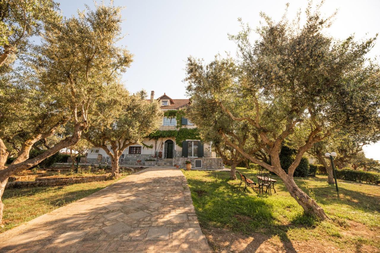 Villa Georgina B&B 카타콜론 외부 사진
